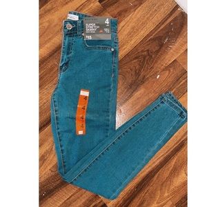 Super stretch skinny jeans 👖